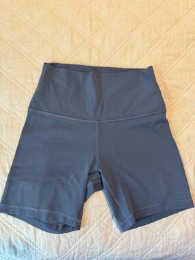 Lululemon Align 6” shorts in Oasis Blue (sz 6)